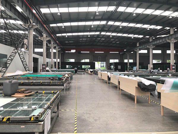 ৩২০০*১৩৫০ নোমেক্স কাটার জন্য ভ্যাকুয়াম সিস্টেমের সাথে কাটার মেশিন 4