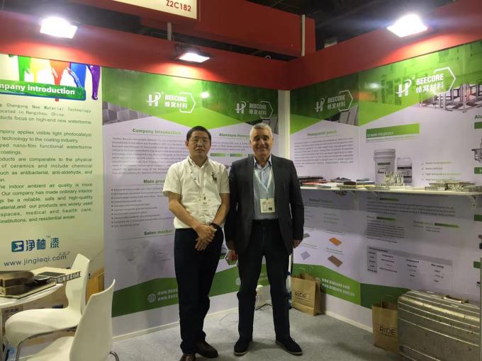 ৩২০০*১৩৫০ নোমেক্স কাটার জন্য ভ্যাকুয়াম সিস্টেমের সাথে কাটার মেশিন 7