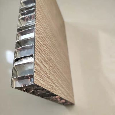 ISO9001 750x1150mm HPL মধুচক্র প্যানেল 4mm 6mm পাশের দৈর্ঘ্য