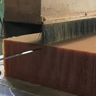 এয়ারস্পেসের জন্য ভাল ডাইলেক্ট্রিক পারফরম্যান্স অ্যারামাইড মধুচক্র কোর