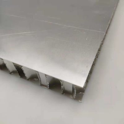 1200x2400mm অ্যানোডাইজড অ্যালুমিনিয়াম মধুচক্র প্লেট অ্যান্টি স্ক্র্যাচ মেঝে জন্য