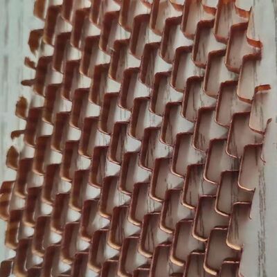 ঘনত্ব ৫৬ নমনীয় অ্যারামিড মৌচাক কোর ভাল দৃঢ়তা এবং উচ্চ শক্তি সহ