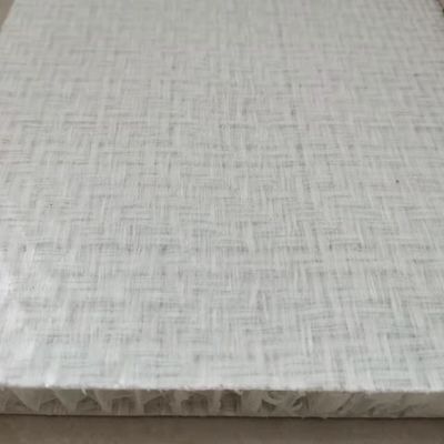 1800x2000mm FRP মধুচক্র প্যানেল বিনোদন যানবাহন জন্য শব্দ নিরোধক
