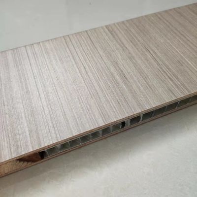 ISO9001 750x1150mm HPL মধুচক্র প্যানেল 4mm 6mm পাশের দৈর্ঘ্য